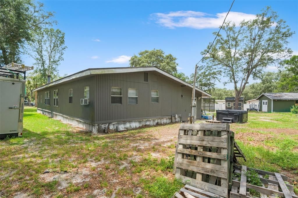 For Sale: $209,900 (3 beds, 2 baths, 1536 Square Feet)