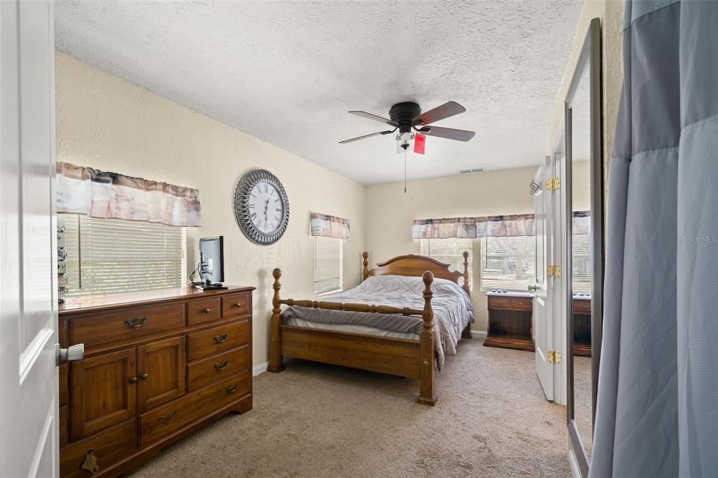 For Sale: $209,900 (3 beds, 2 baths, 1536 Square Feet)