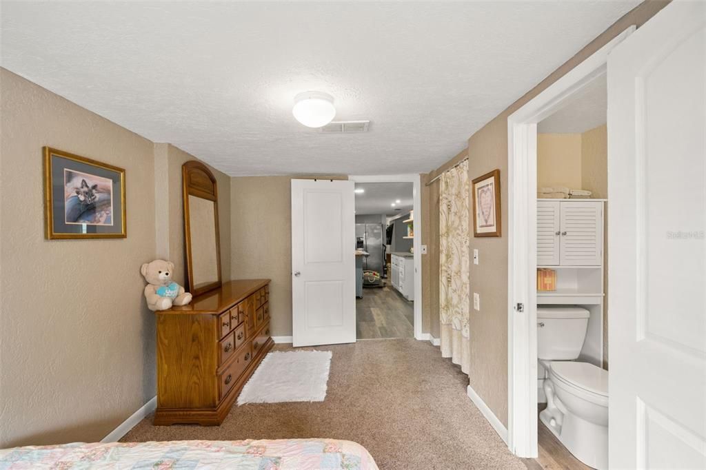 For Sale: $209,900 (3 beds, 2 baths, 1536 Square Feet)
