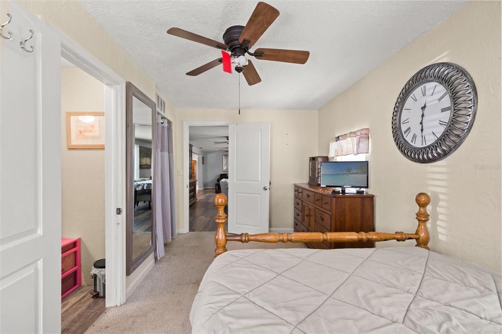 For Sale: $209,900 (3 beds, 2 baths, 1536 Square Feet)