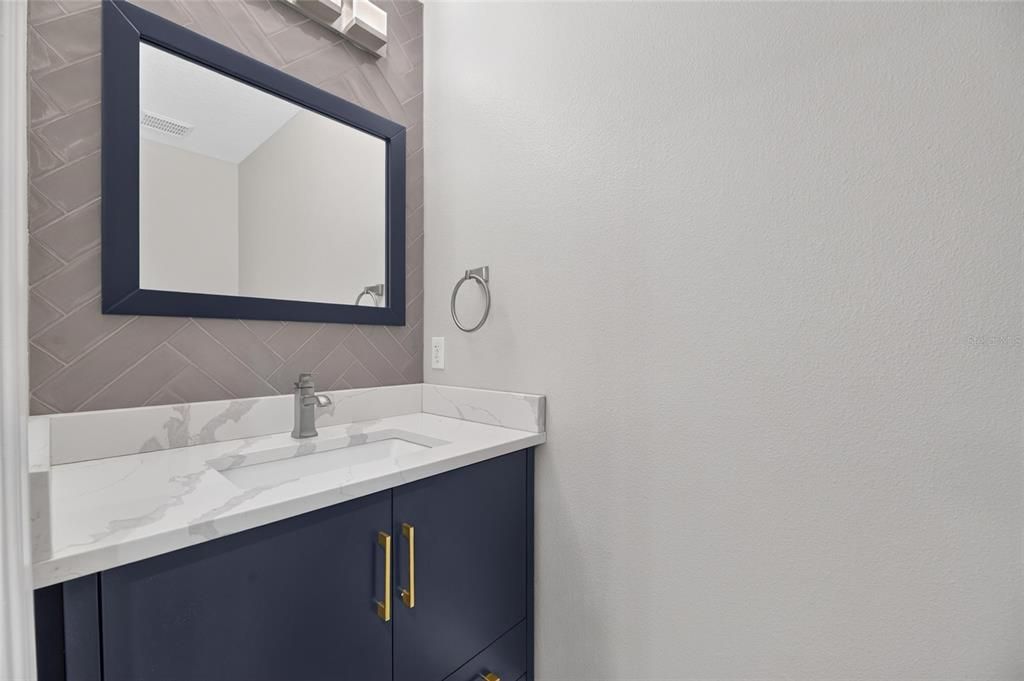 En Venta: $459,000 (4 camas, 2 baños, 2647 Pies cuadrados)