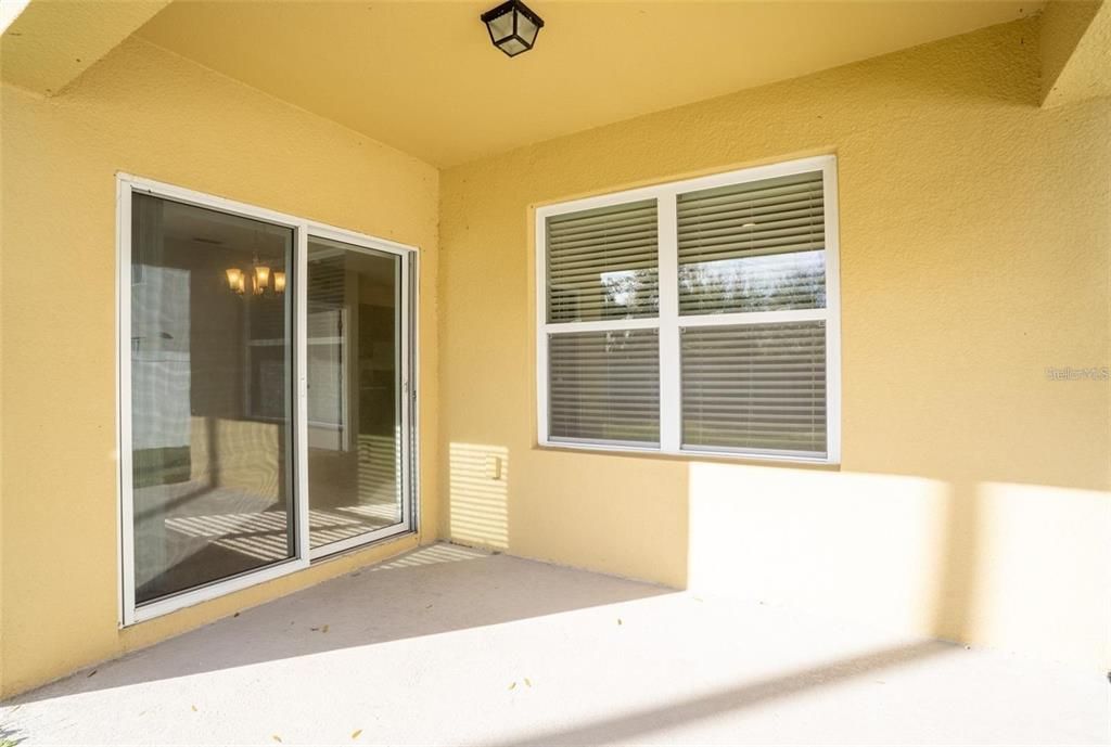 For Rent: $1,899 (3 beds, 2 baths, 1761 Square Feet)