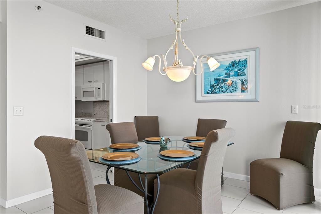 For Rent: $4,500 (2 beds, 2 baths, 1579 Square Feet)