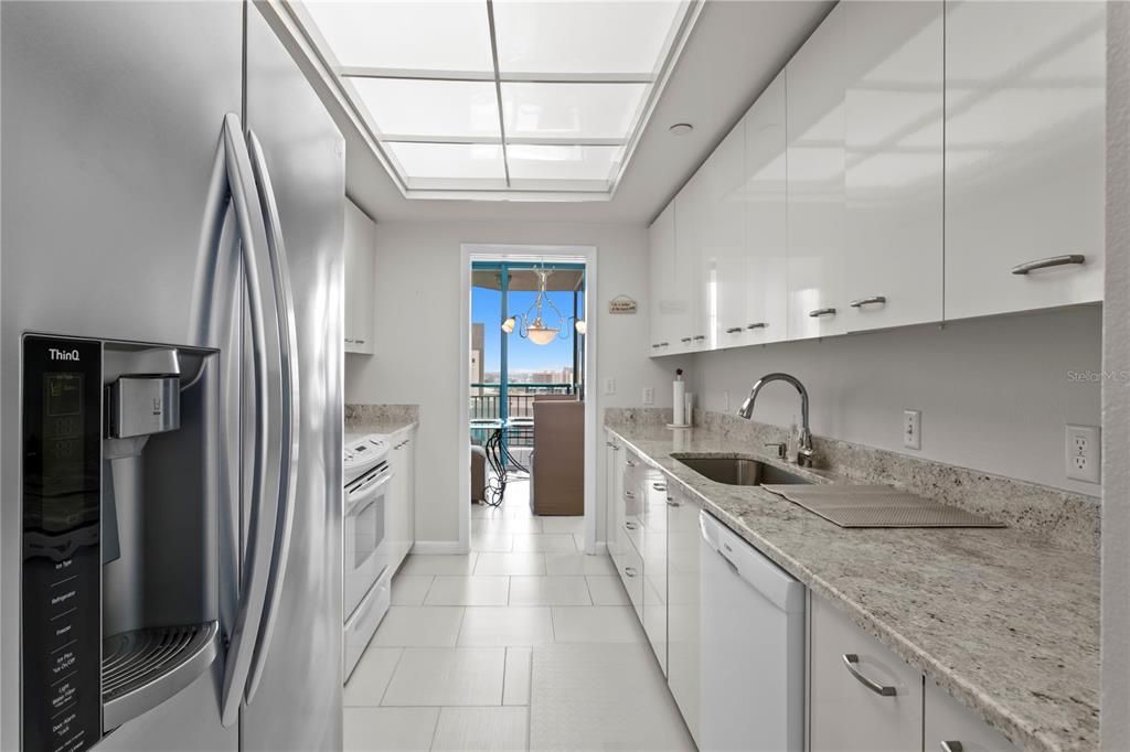 For Rent: $4,500 (2 beds, 2 baths, 1579 Square Feet)