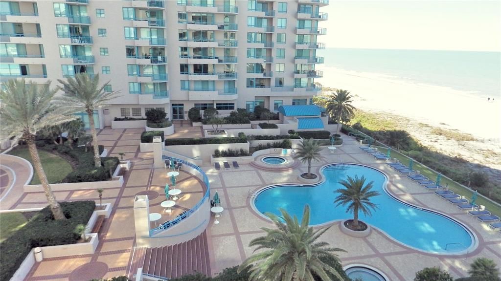 For Rent: $4,500 (2 beds, 2 baths, 1579 Square Feet)