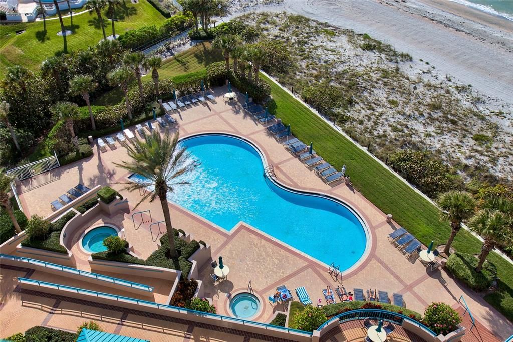 For Rent: $4,500 (2 beds, 2 baths, 1579 Square Feet)