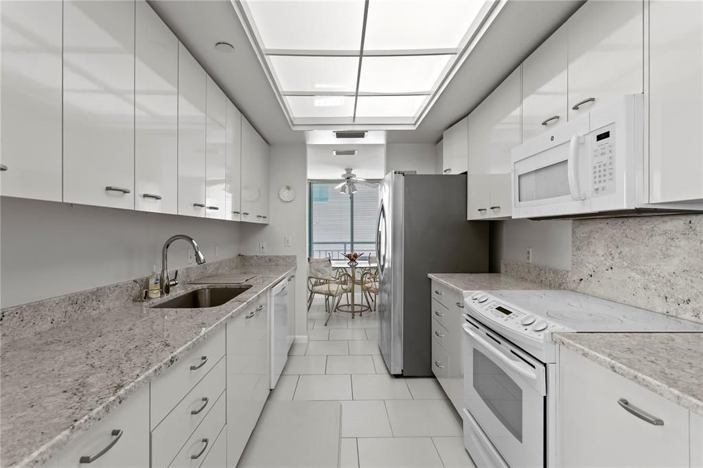 For Rent: $4,500 (2 beds, 2 baths, 1579 Square Feet)