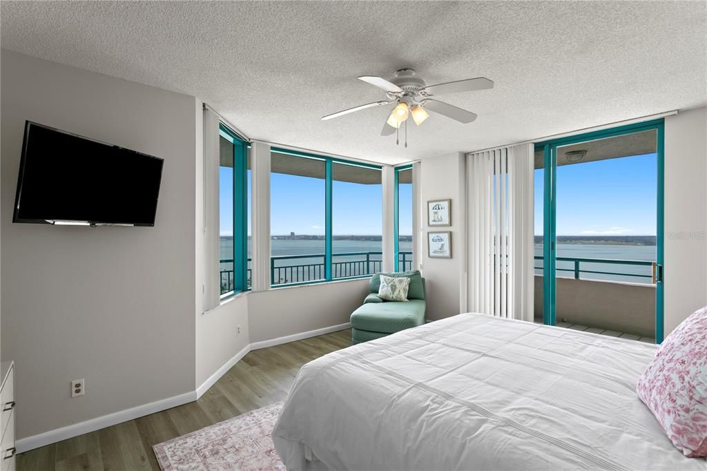 For Rent: $4,500 (2 beds, 2 baths, 1579 Square Feet)