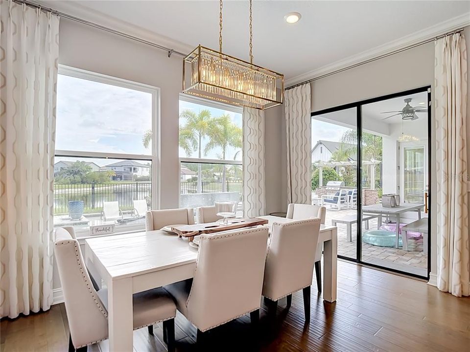 En Venta: $1,299,900 (4 camas, 3 baños, 3291 Pies cuadrados)