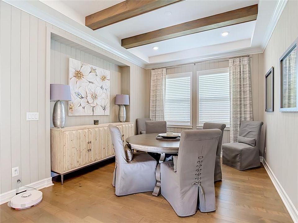 En Venta: $1,299,900 (4 camas, 3 baños, 3291 Pies cuadrados)