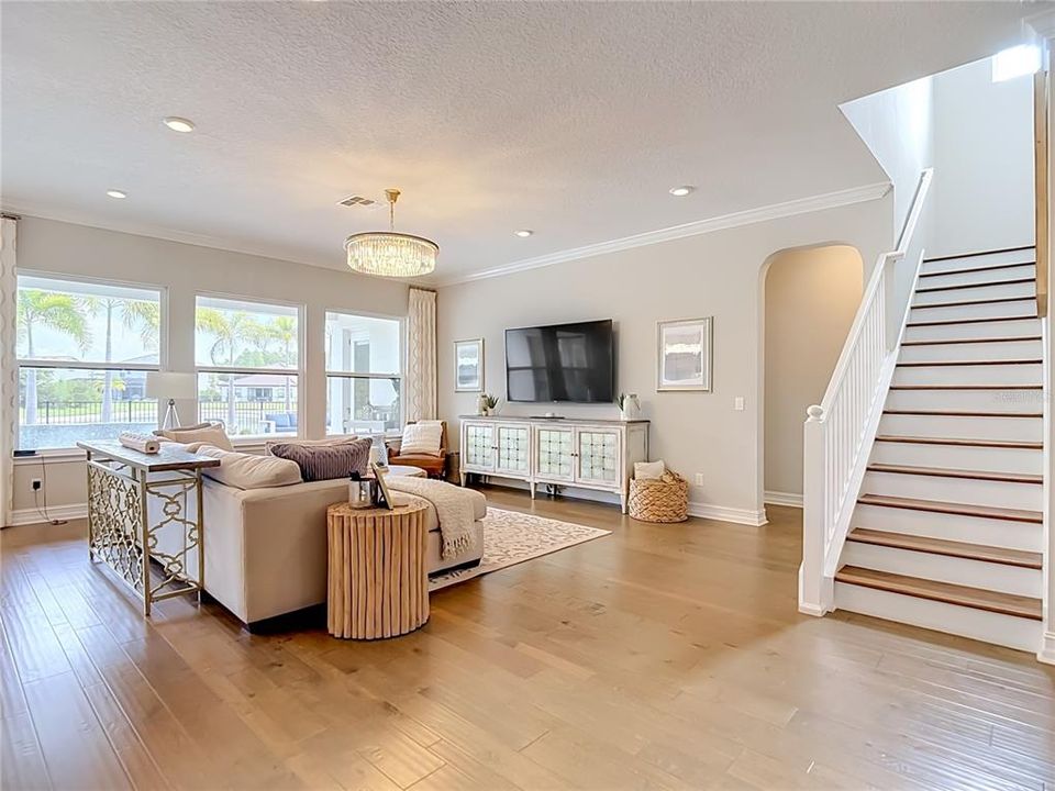 En Venta: $1,299,900 (4 camas, 3 baños, 3291 Pies cuadrados)