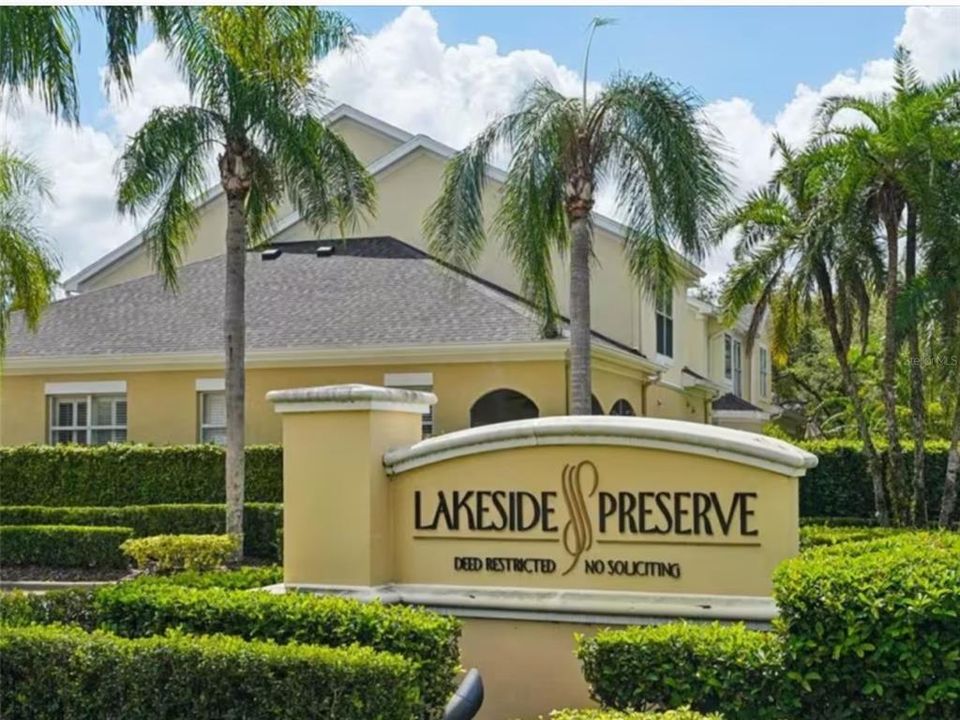 For Sale: $449,000 (4 beds, 2 baths, 2752 Square Feet)