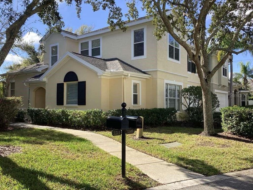 For Sale: $449,000 (4 beds, 2 baths, 2752 Square Feet)