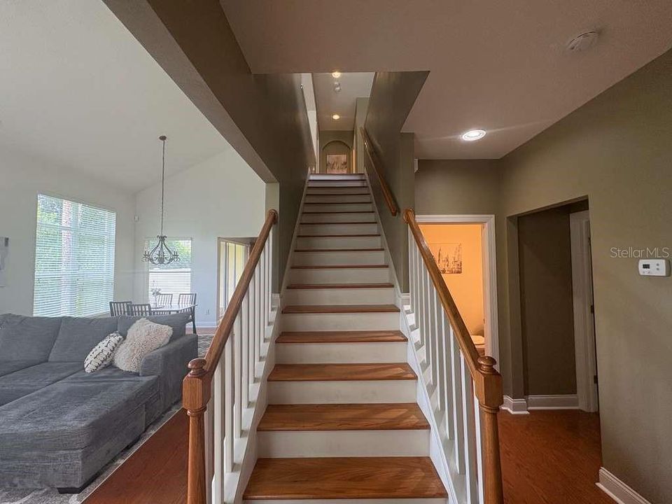 For Sale: $449,000 (4 beds, 2 baths, 2752 Square Feet)