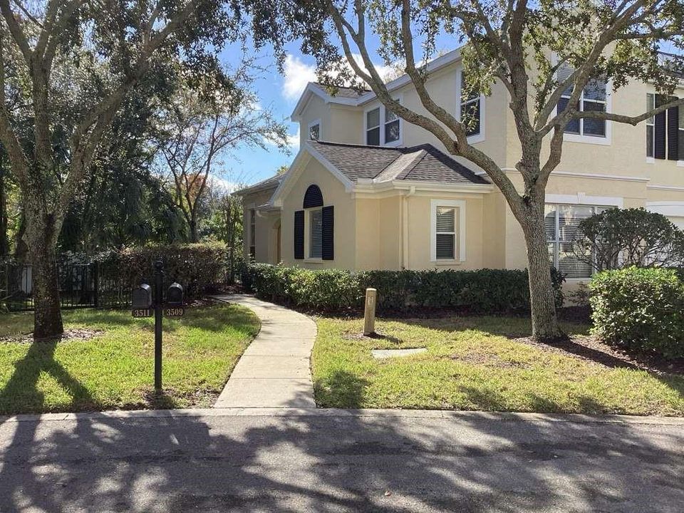 For Sale: $449,000 (4 beds, 2 baths, 2752 Square Feet)