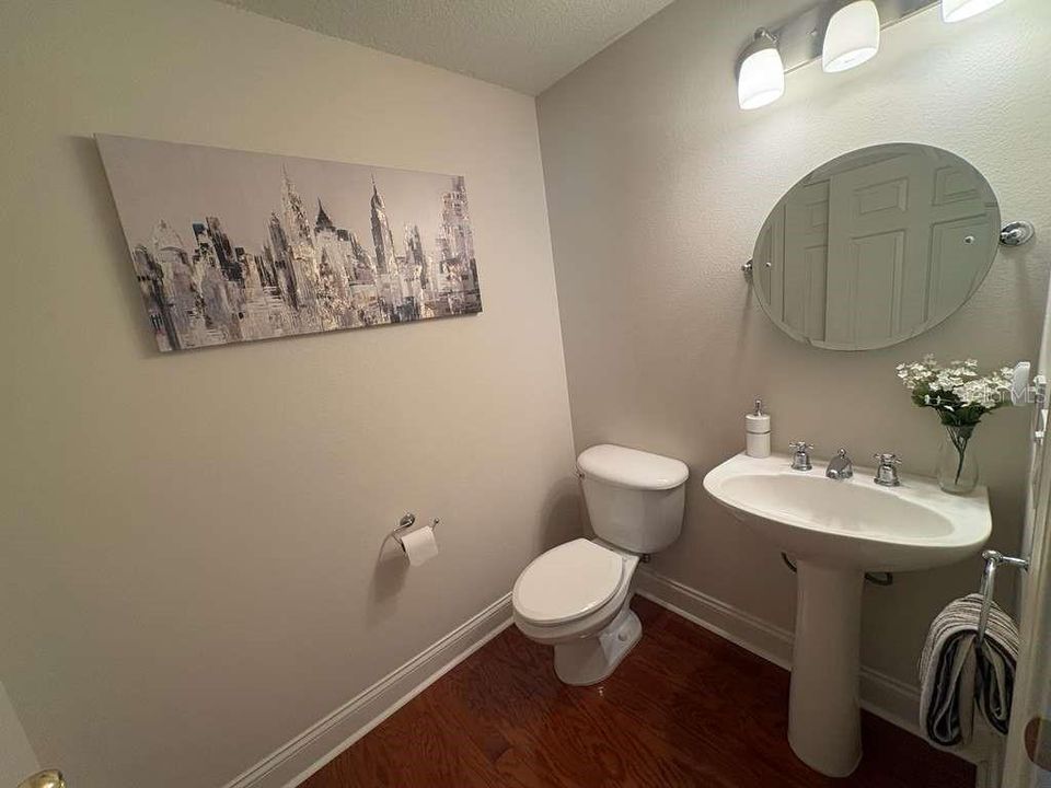For Sale: $449,000 (4 beds, 2 baths, 2752 Square Feet)