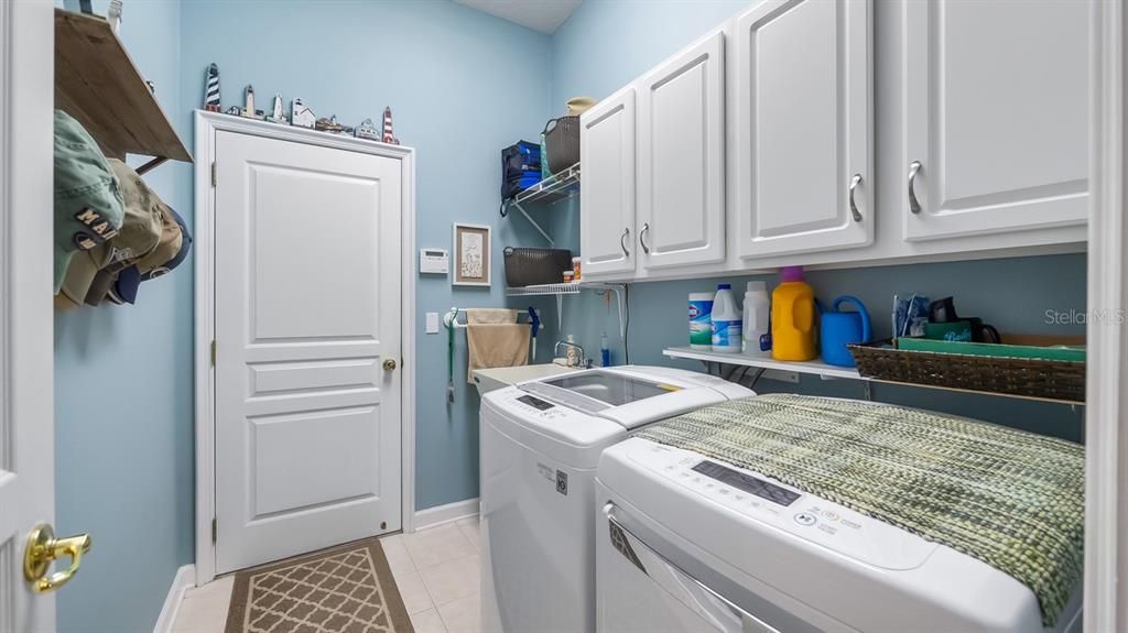 En Venta: $519,000 (3 camas, 2 baños, 2722 Pies cuadrados)