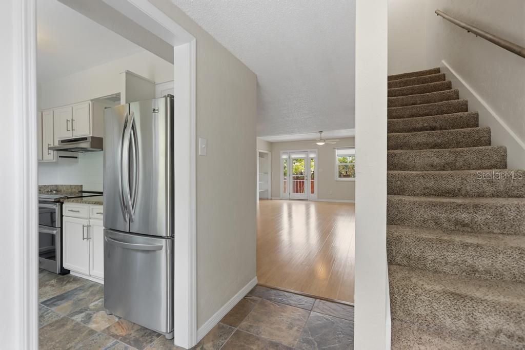 For Sale: $237,000 (2 beds, 2 baths, 1360 Square Feet)