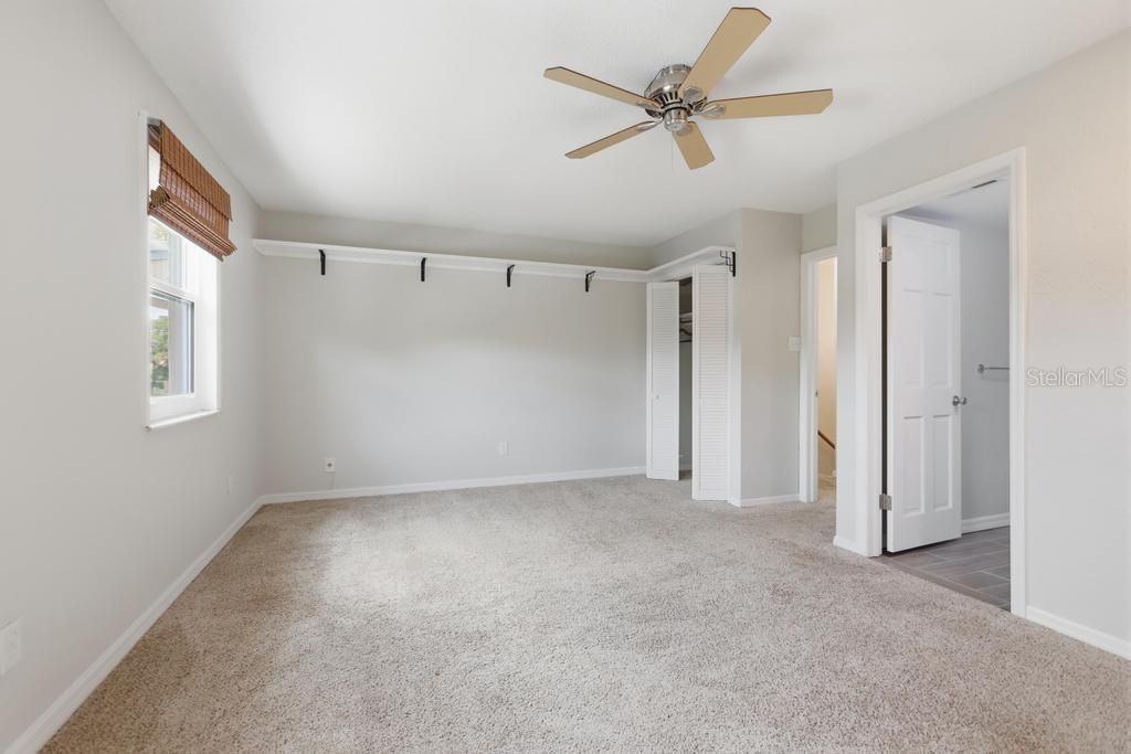 For Sale: $237,000 (2 beds, 2 baths, 1360 Square Feet)