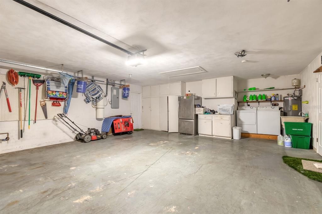 For Sale: $525,000 (2 beds, 2 baths, 1649 Square Feet)
