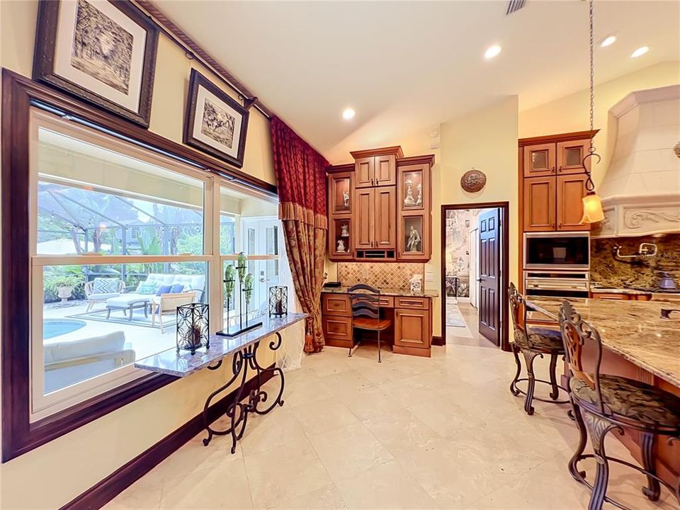 For Sale: $550,000 (3 beds, 2 baths, 1820 Square Feet)