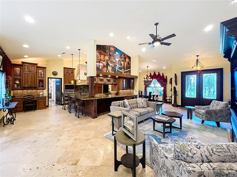 For Sale: $550,000 (3 beds, 2 baths, 1820 Square Feet)