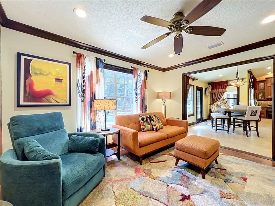 For Sale: $550,000 (3 beds, 2 baths, 1820 Square Feet)