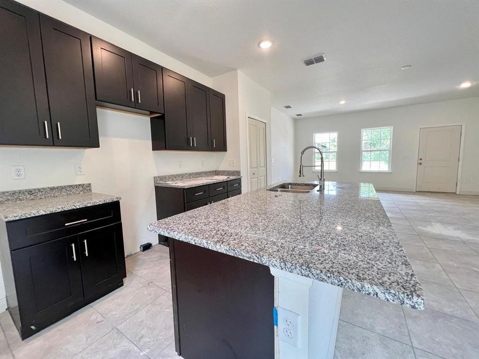 For Sale: $264,990 (4 beds, 2 baths, 1580 Square Feet)