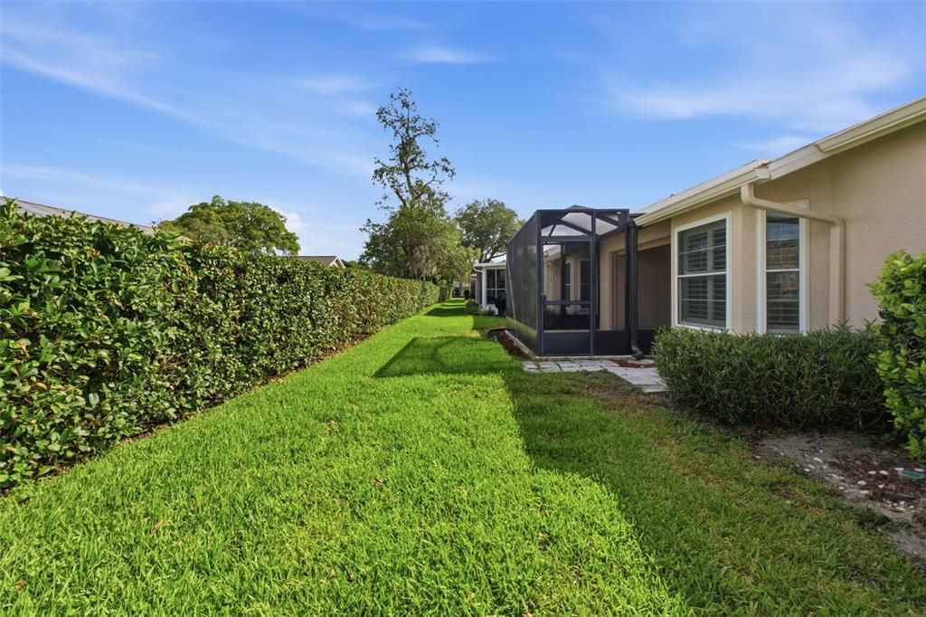 For Sale: $299,900 (2 beds, 2 baths, 1549 Square Feet)