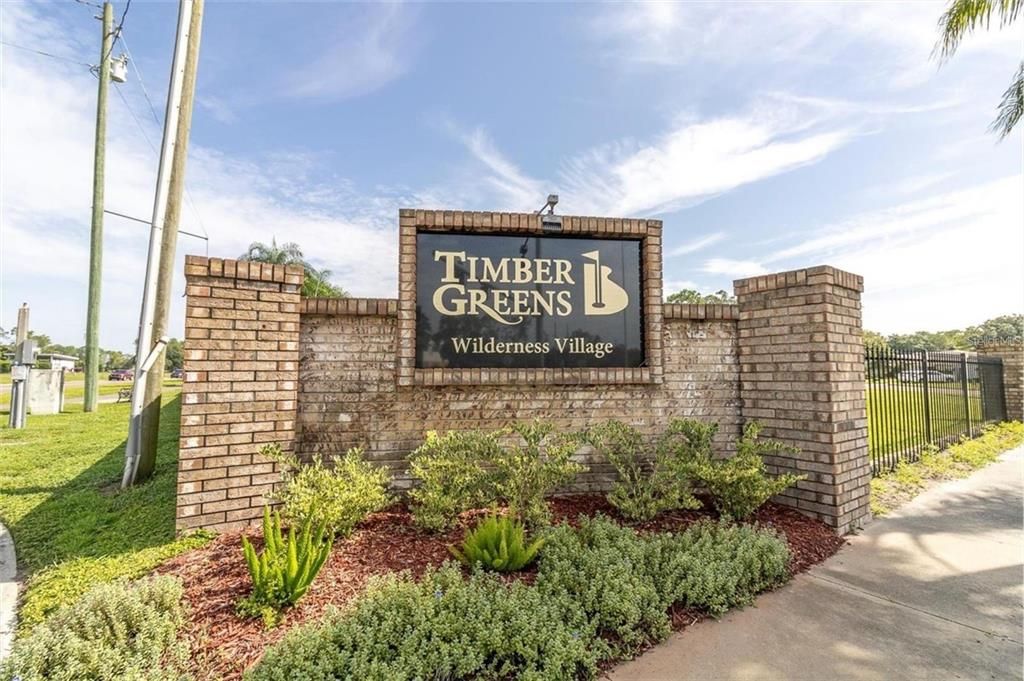 For Sale: $299,900 (2 beds, 2 baths, 1549 Square Feet)