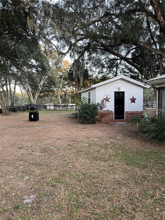 For Sale: $345,000 (4 beds, 2 baths, 1631 Square Feet)