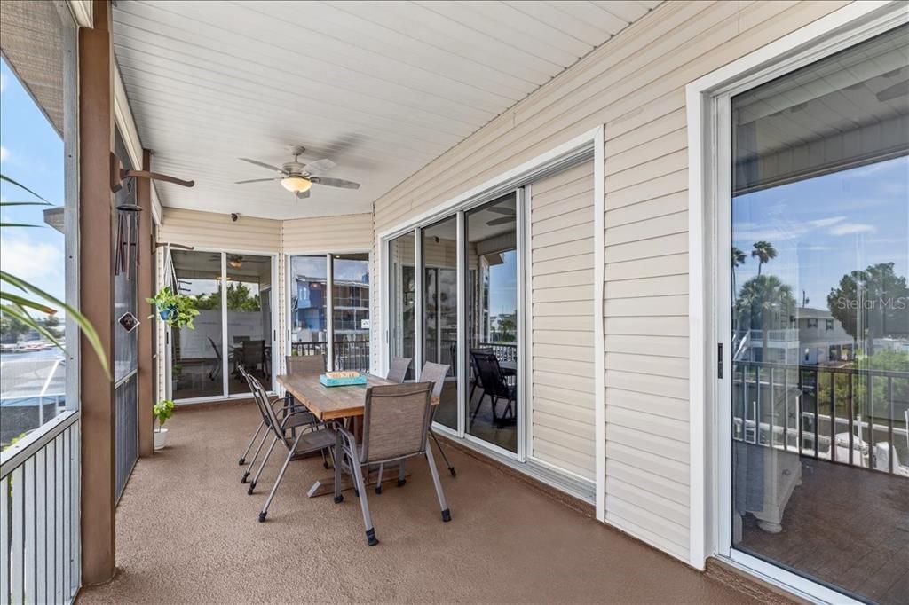 For Sale: $710,000 (3 beds, 2 baths, 1839 Square Feet)