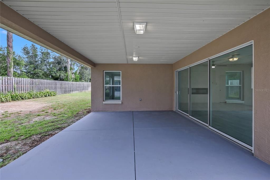 For Sale: $270,000 (2 beds, 2 baths, 1488 Square Feet)