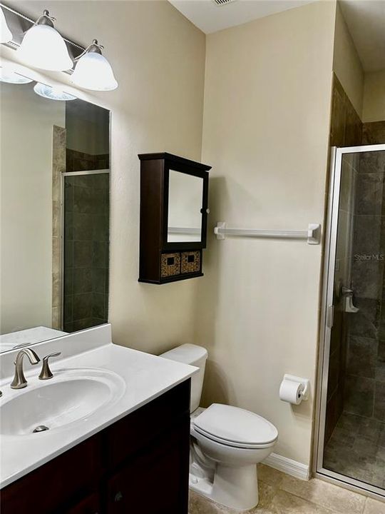 For Rent: $3,600 (3 beds, 2 baths, 1990 Square Feet)