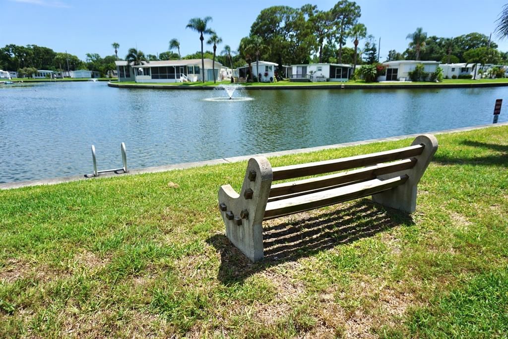 For Sale: $67,500 (2 beds, 1 baths, 834 Square Feet)