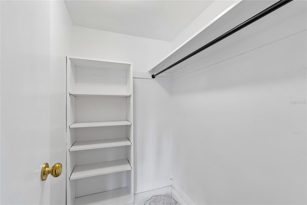 На продажу: $400,000 (2 спален, 2 ванн, 1200 Квадратных фут)