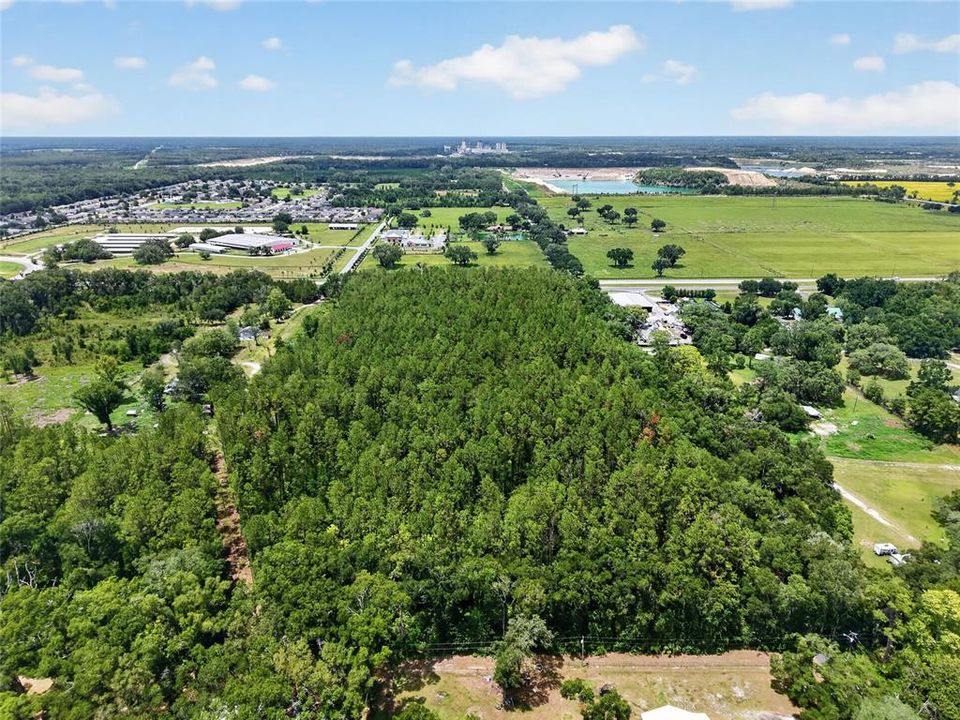 For Sale: $3,999,999 (20.68 acres)