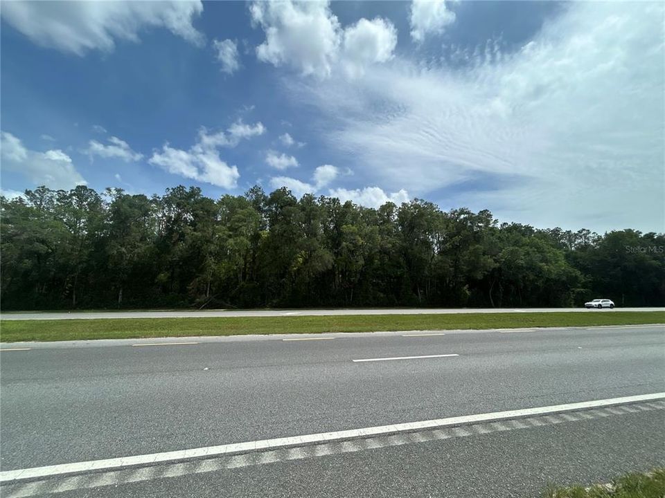 For Sale: $3,999,999 (20.68 acres)