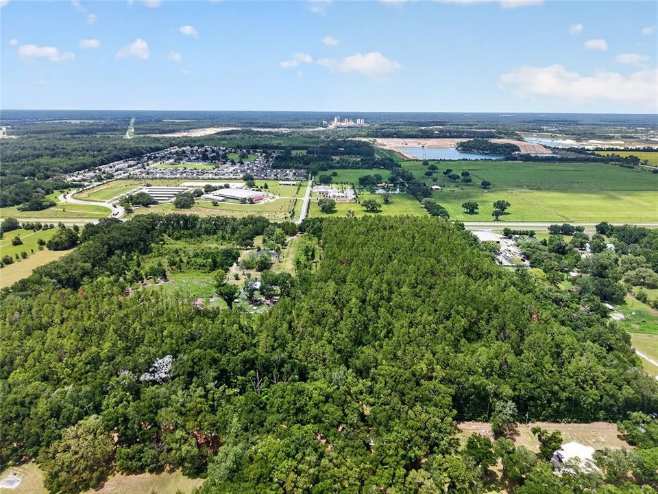 For Sale: $3,999,999 (20.68 acres)