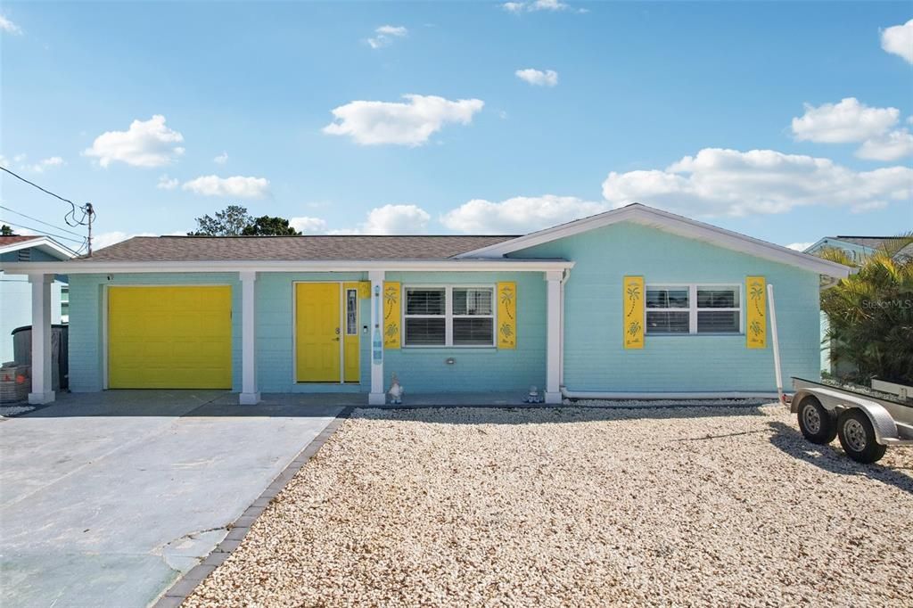 For Sale: $424,999 (2 beds, 2 baths, 1144 Square Feet)