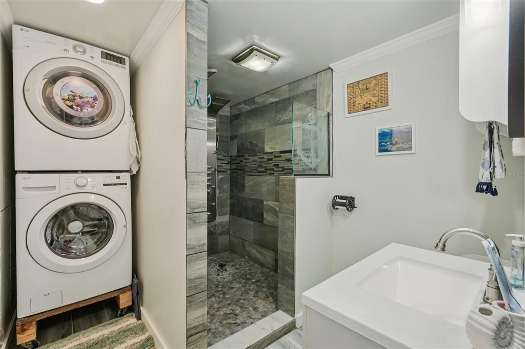 For Sale: $424,999 (2 beds, 2 baths, 1144 Square Feet)
