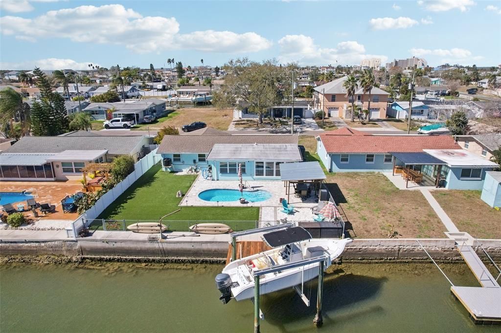 For Sale: $424,999 (2 beds, 2 baths, 1144 Square Feet)