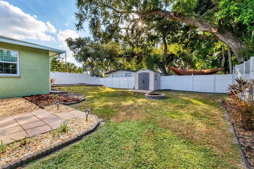 For Rent: $2,300 (3 beds, 2 baths, 1328 Square Feet)