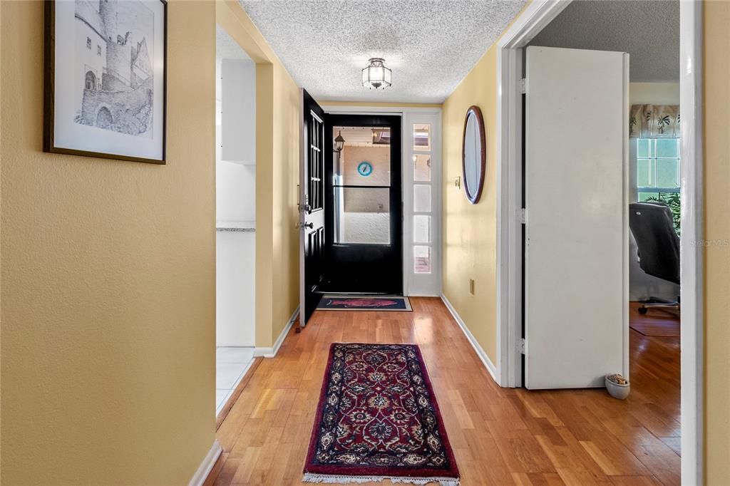 For Rent: $3,000 (3 beds, 2 baths, 1847 Square Feet)