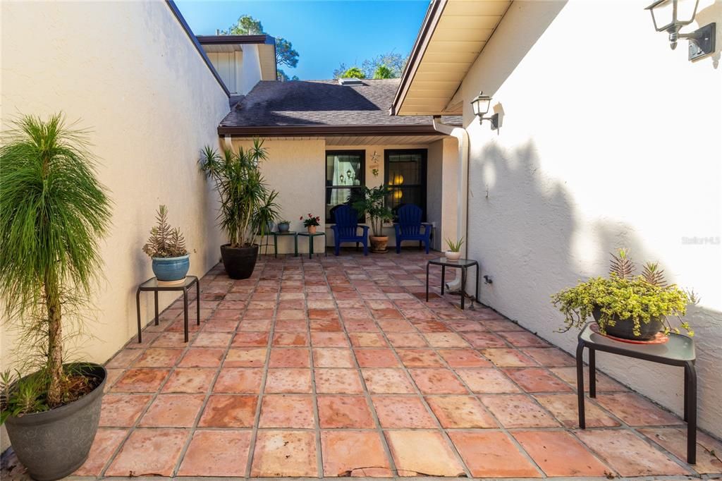 For Rent: $3,000 (3 beds, 2 baths, 1847 Square Feet)