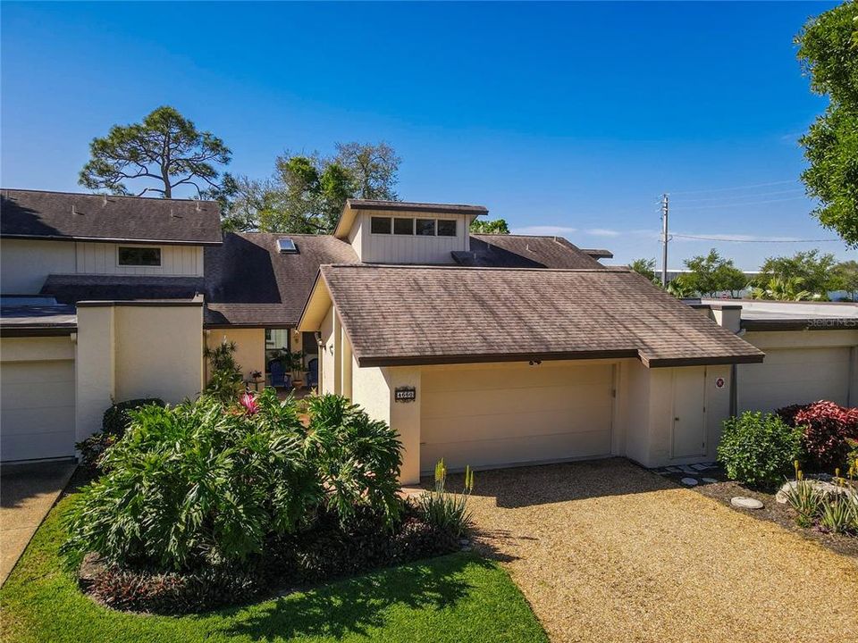For Rent: $3,000 (3 beds, 2 baths, 1847 Square Feet)