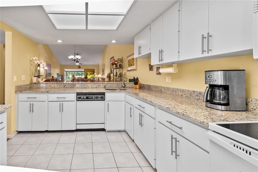 For Rent: $3,000 (3 beds, 2 baths, 1847 Square Feet)