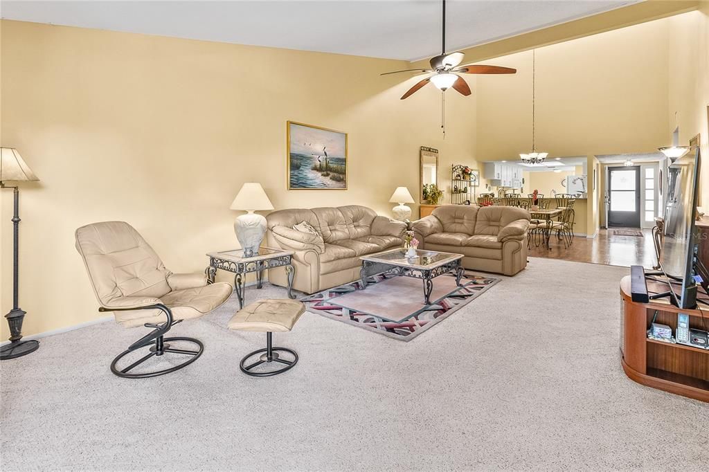 For Rent: $3,000 (3 beds, 2 baths, 1847 Square Feet)