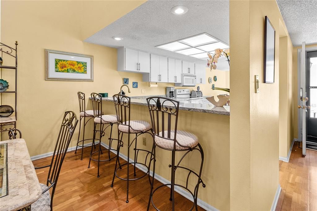 For Rent: $3,000 (3 beds, 2 baths, 1847 Square Feet)