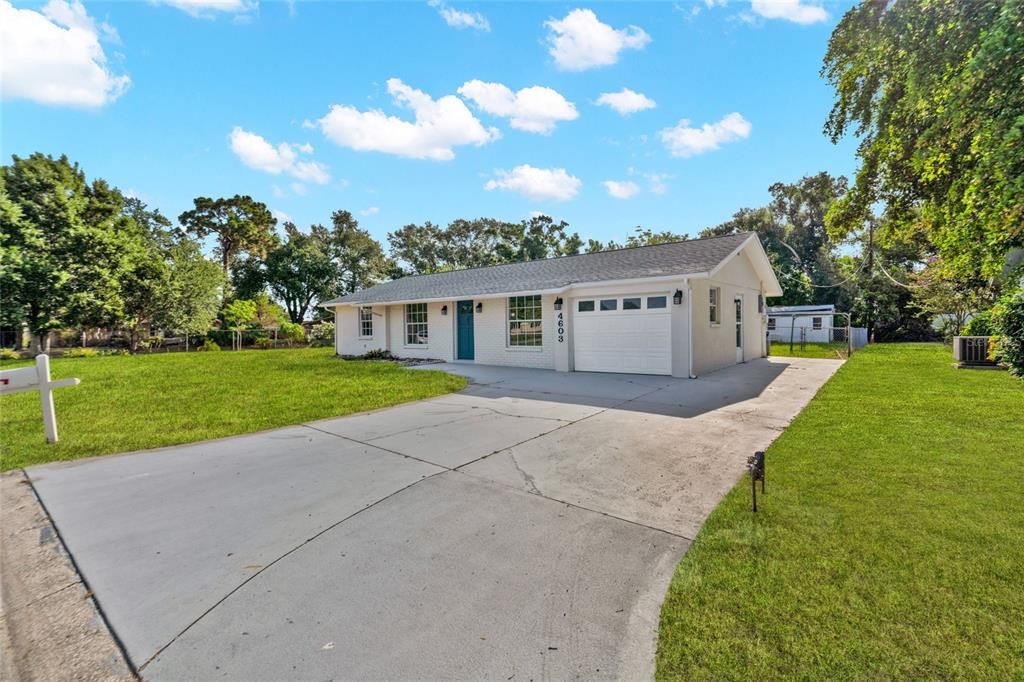 For Sale: $390,000 (3 beds, 2 baths, 1269 Square Feet)